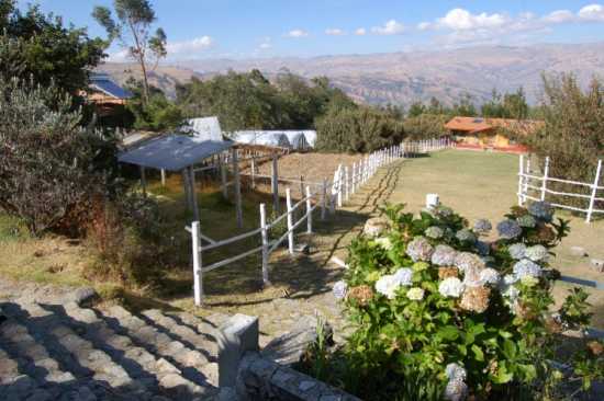 SPECTACULAR ANDEAN MOUNTAIN ECO-LODGE - PERÚ